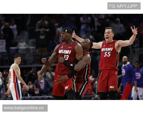 热火队宣布阿德巴约因右膝挫伤缺席本场比赛将不再回归