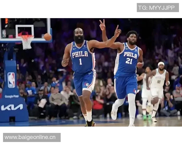 快船首发表现不佳替补发力保罗引领正负值逆转显实力